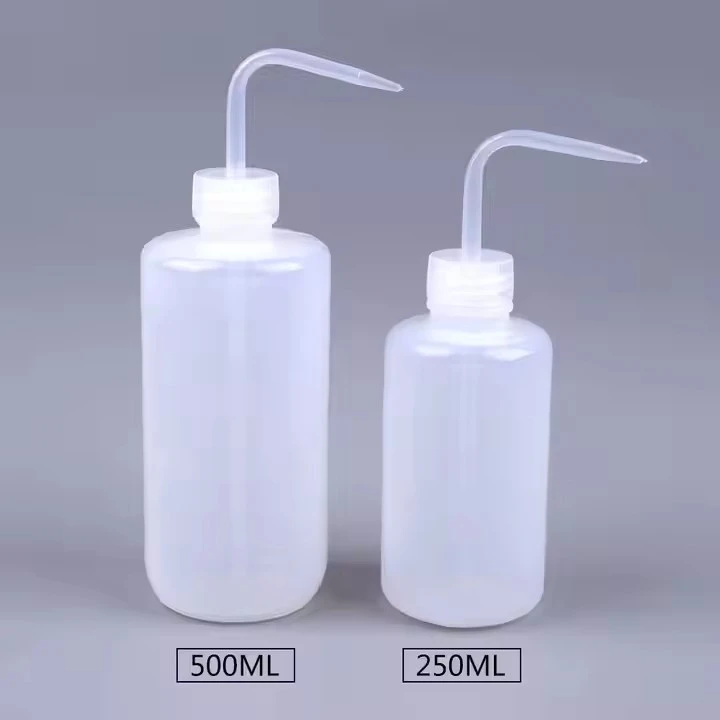 Tätoveeringu plastist pigistamispudel